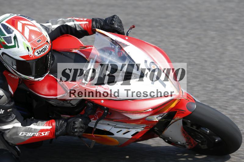 /Archiv-2025/49 26.08.2025 Cornu Master School ADR/rot-rouge/76